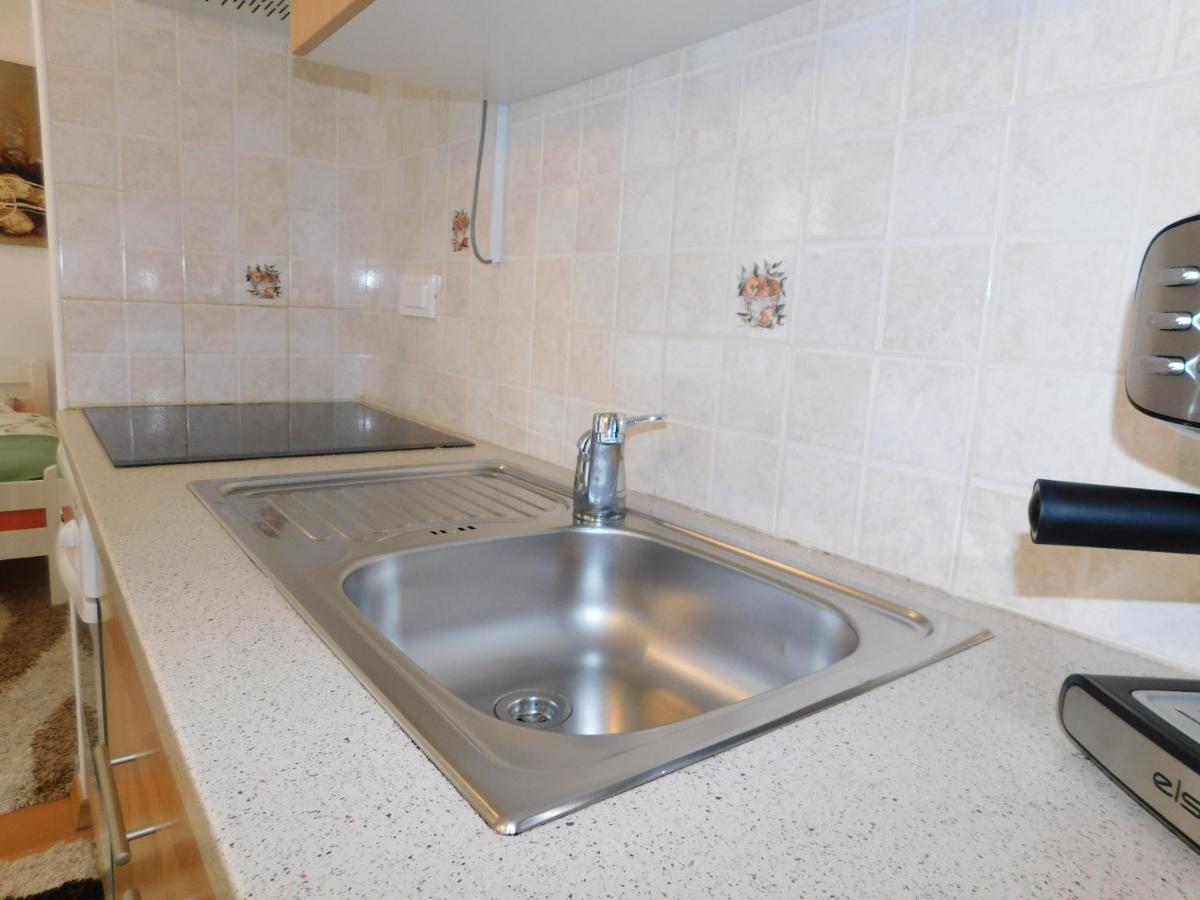 Apartma Minas Apartment Ljubljana Bagian luar foto